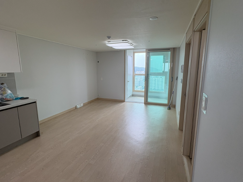 KakaoTalk_20260526_193933968_03.webp